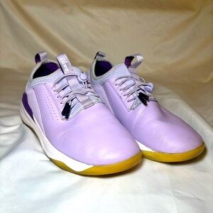Clove Shoes Lavender Purple Easy Clean Leather Nursing Sneakers Size 9 Women’s